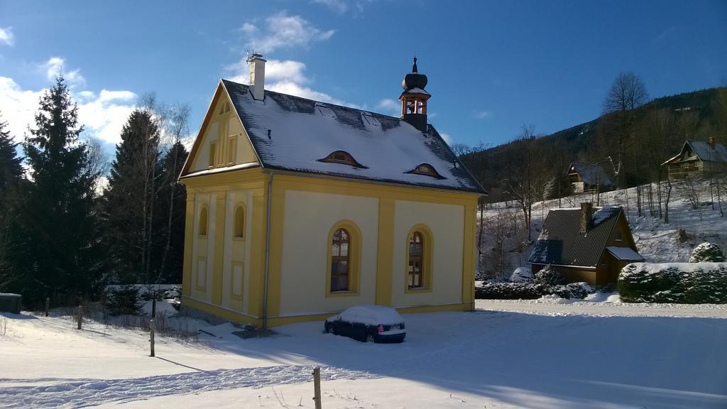 Penzion Pod Zvonem Hyncice pod Susinou ภายนอก รูปภาพ